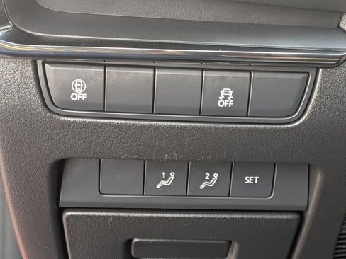Used 2023 MAZDA MAZDA3 s FWD image 16