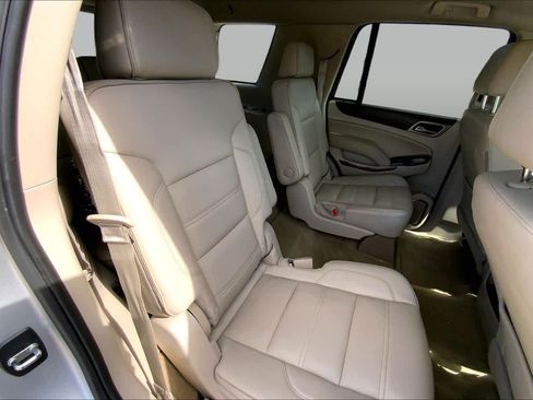 Used 2017 GMC Yukon Denali RWD image 19