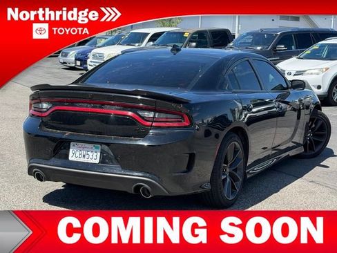 Used 2022 Dodge Charger R/T w/ Performance Handling Group RWD image 4