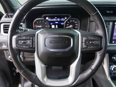 Used 2021 GMC Yukon Denali AWD/4WD image 15