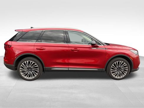 Used 2022 Lincoln Corsair Reserve w/ Elements Package image 3