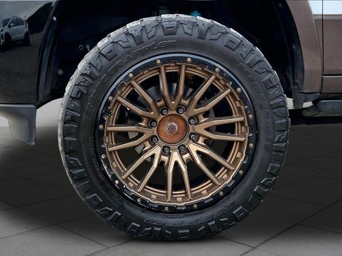 Used 2021 RAM 2500 Limited image 10