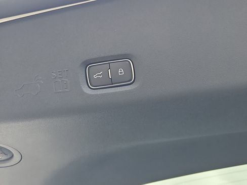 New 2025 Lincoln Navigator L Reserve w/ Jet Appearance Package AWD/4WD image 9