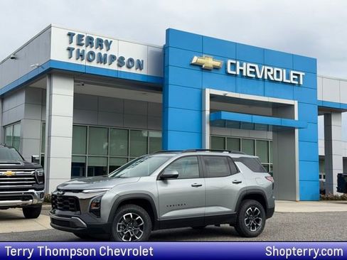 New 2026 Chevrolet Equinox ACTIV image 1