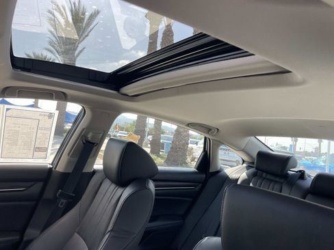 Used 2018 Honda Accord EX-L image 2