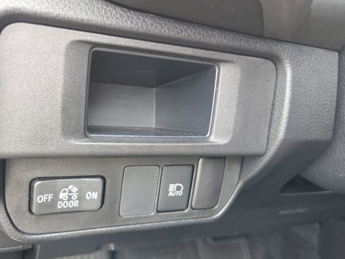 Used 2019 Toyota Tacoma SR5 image 25