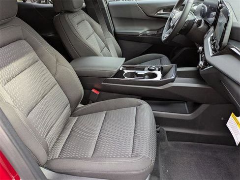 New 2026 Chevrolet Equinox LT image 29