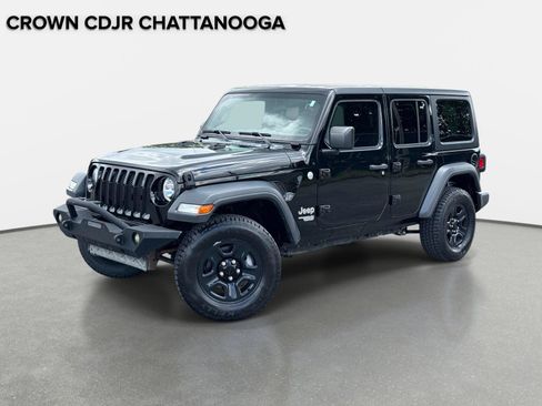 Used 2018 Jeep Wrangler Unlimited Sport AWD/4WD image 1