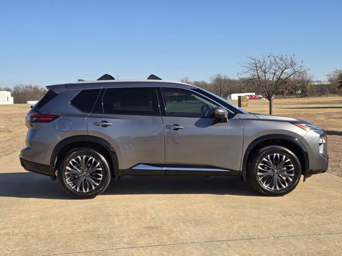 New 2026 Nissan Rogue Platinum w/ Platinum Premium Package AWD/4WD image 7