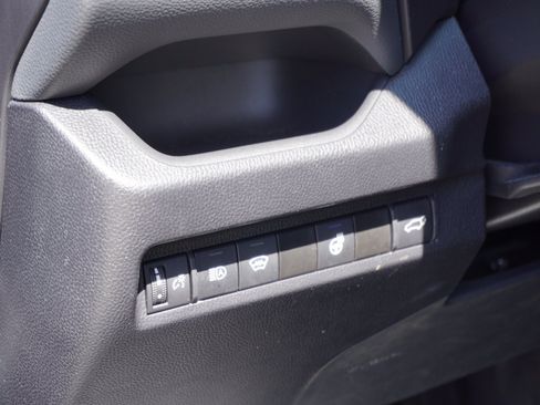 Used 2024 Toyota RAV4 XLE w/ Convenience Package AWD/4WD image 20