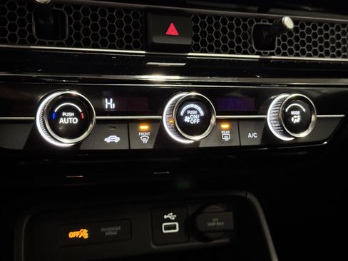 Used 2023 Honda Civic LX image 10