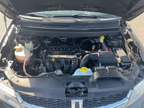 Used 2017 Dodge Journey SE FWD image 10