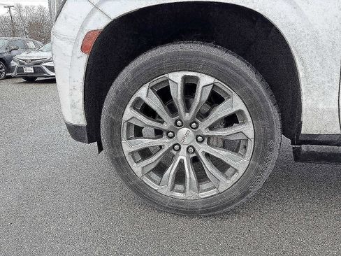 Used 2021 GMC Yukon XL Denali w/ Denali Ultimate Package image 27