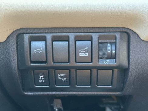 Used 2019 Subaru Ascent Touring AWD/4WD image 18