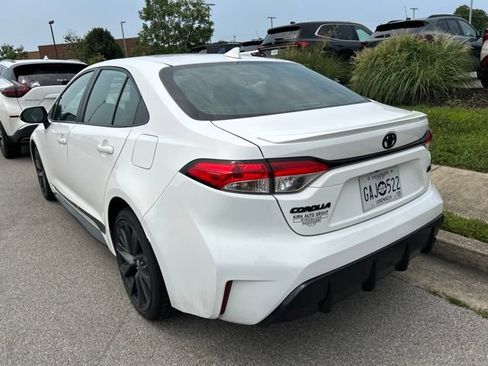 Used 2024 Toyota Corolla SE FWD image 6