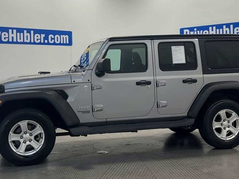 Used 2018 Jeep Wrangler Unlimited Sport S AWD/4WD image 4