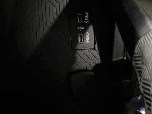 Certified 2024 Toyota Tacoma TRD Off-Road image 34