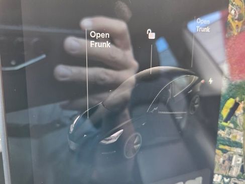 Used 2021 Tesla Model 3 Standard Range Plus image 23