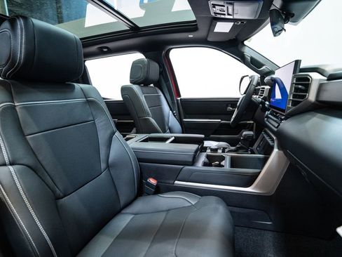 New 2026 Toyota Tundra Limited AWD/4WD image 16