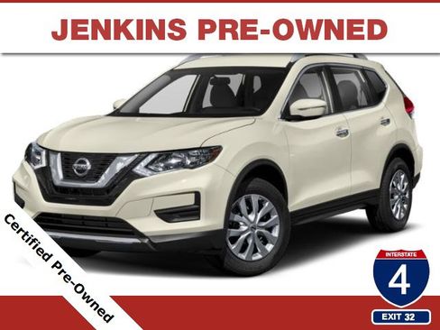 Used 2019 Nissan Rogue SV image 1