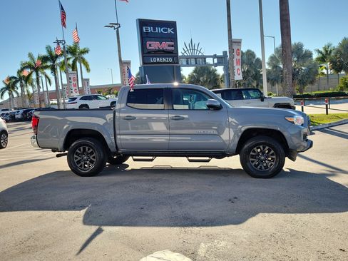 Used 2021 Toyota Tacoma TRD Sport image 4