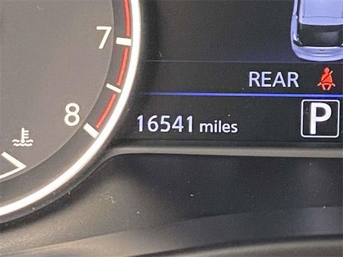 Used 2024 Nissan Murano SL image 23