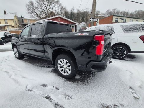 Used 2021 Chevrolet Silverado 1500 Custom image 5