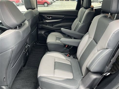 Used 2022 Subaru Ascent Onyx Edition image 23
