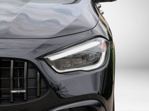 Used 2022 Mercedes-Benz GLA 45 AMG 4MATIC w/ Parking Assistance Package image 56