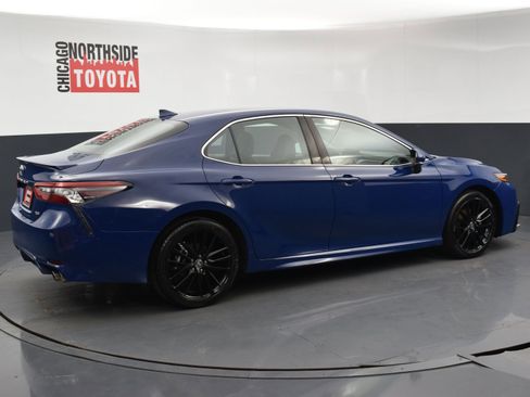 Used 2024 Toyota Camry XSE FWD image 4