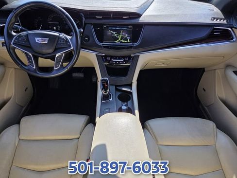 Used 2017 Cadillac XT5 Premium Luxury w/ LPO, Wheel Lock Package AWD/4WD image 12