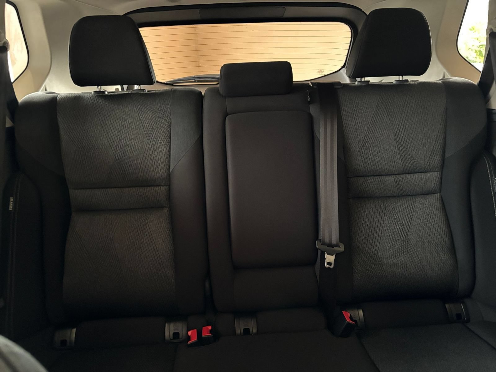 Used 2025 Nissan Rogue SV FWD image 39