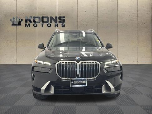 Used 2026 BMW X7 xDrive40i AWD/4WD image 3