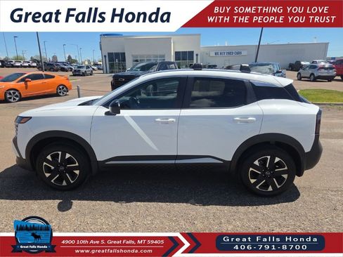 Used 2026 Nissan Kicks SV w/ Cold Weather Package AWD/4WD image 4