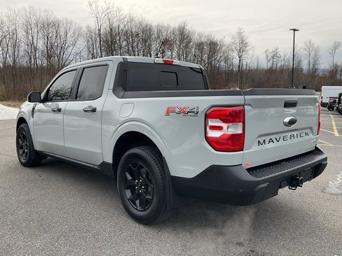 Certified 2022 Ford Maverick Lariat w/ Lariat Luxury Package image 32