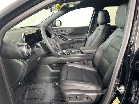 New 2026 Chevrolet Equinox LT w/ Convenience Package II image 16