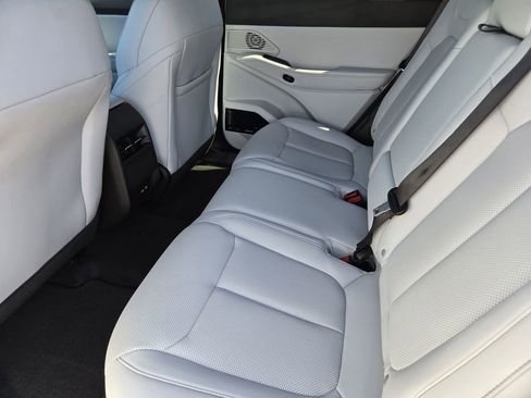 New 2026 Jeep Cherokee Limited AWD/4WD image 13