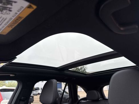 Certified 2026 Mercedes-Benz GLC 300 image 17