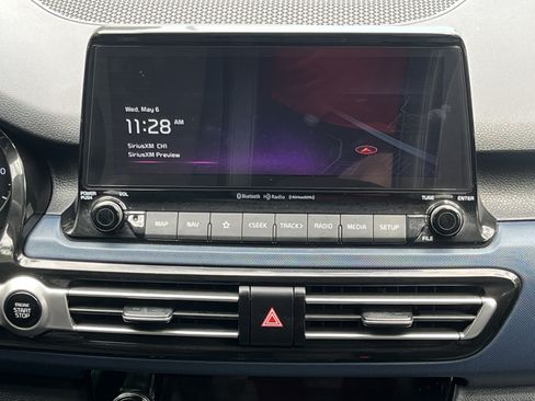 Used 2023 Kia Seltos S w/ Navigation Package FWD image 5
