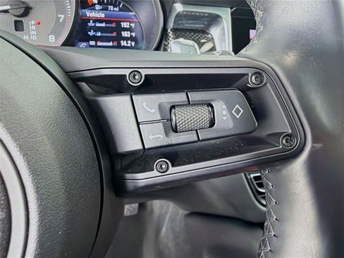 Certified 2023 Porsche Macan Turbo AWD/4WD image 13