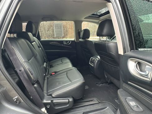 Used 2018 INFINITI QX60 w/ Premium Plus Package image 24