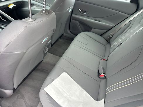 New 2025 Hyundai Elantra Sport image 20