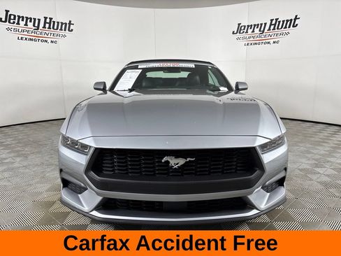 Used 2025 Ford Mustang Premium RWD image 3