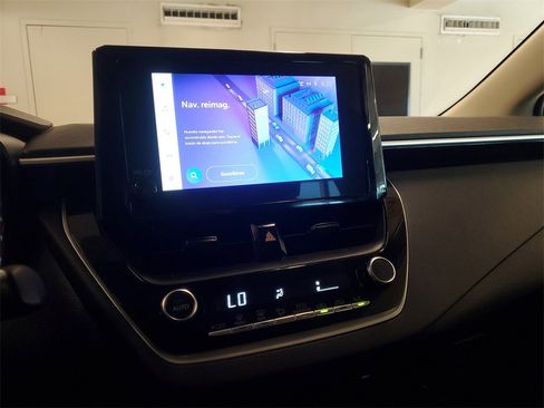 Used 2023 Toyota Corolla LE image 24