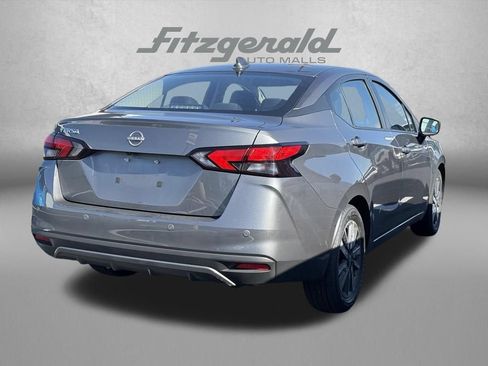 Used 2025 Nissan Versa SV FWD image 12