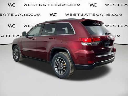 Used 2020 Jeep Grand Cherokee Laredo w/ 18" Wheel & 8.4" Radio Group image 5