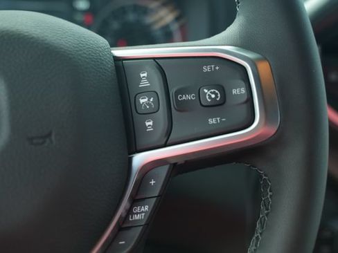 New 2026 RAM 2500 Big Horn AWD/4WD image 29