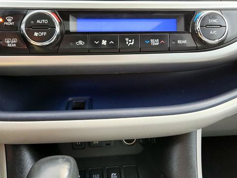 Certified 2019 Toyota Highlander Limited image 44