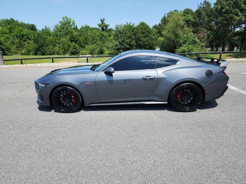 Used 2024 Ford Mustang GT Premium w/ GT Performance Package RWD image 2