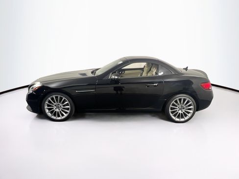 Used 2020 Mercedes-Benz SLC 300 image 8